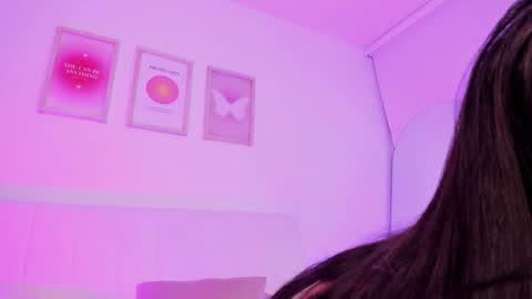 Snapshot of steff_london chatting on 01.17.25 Steff online show from 01.17.25