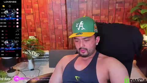 Snapshot of steffan_sebastian chatting on 02.11.25 STEFFAN online show from 02.11.25