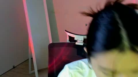 Steffi online show from 12.16.25