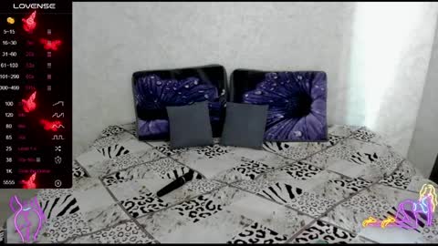 Snapshot of stella__cox chatting on 05.24.26 Stella Cox online show from 05.24.26