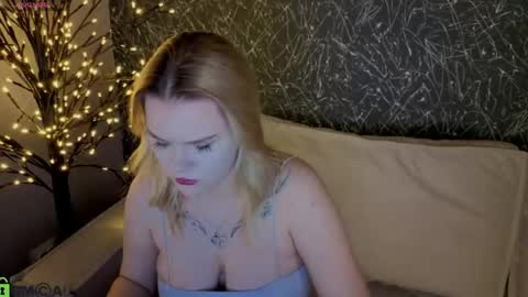 Snapshot of stella_morgan chatting on 05.18.26 stella_morgan online show from 05.18.26
