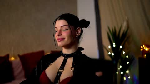 Stella online show from 01.28.25