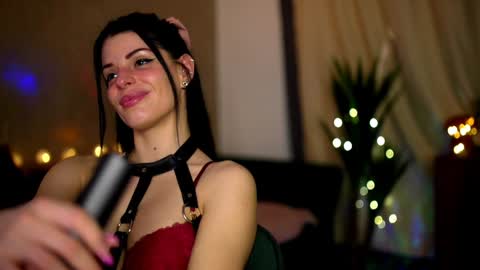 Stella online show from 01.30.25