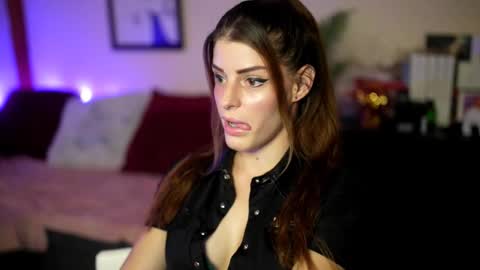 Stella online show from 09.22.25