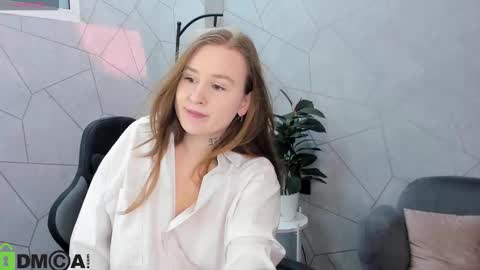 Stella online show from 02.08.26