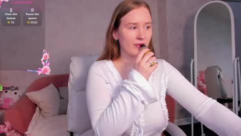 Stella online show from 04.04.26