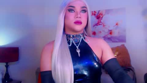 CALL ME STELLA online show from 10.29.25