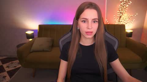 stellahoneywell online show from 10.13.25