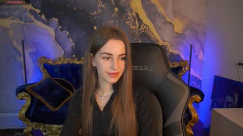 stellahoneywell online show from 10.24.25