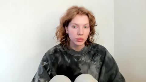 S T E L L A online show from 10.03.25