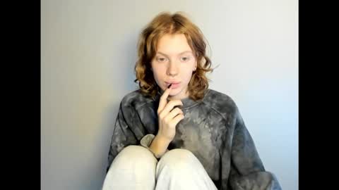 S T E L L A online show from 11.25.25