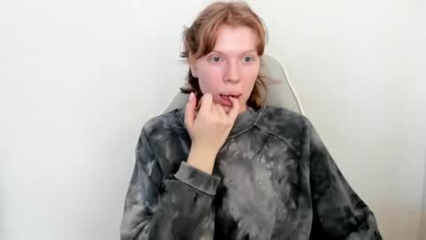 S T E L L A online show from 03.11.26