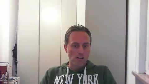 Snapshot of sten015 chatting on 01.05.26 sten015 online show from 01.05.26