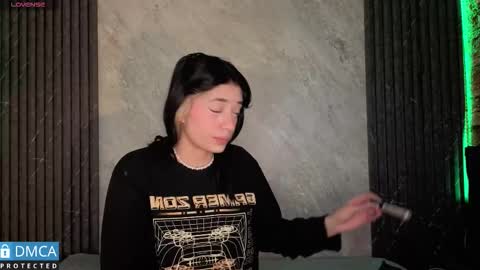 Snapshot of stepha_ chatting on 12.16.25 Stepha online show from 12.16.25