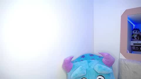 Emma online show from 02.04.25