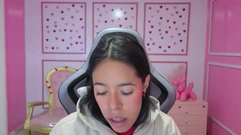 Stephania online show from 09.10.25