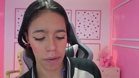 Stephania online show from 10.01.25