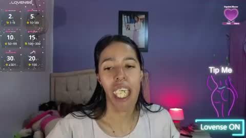 Stephania online show from 07.30.26