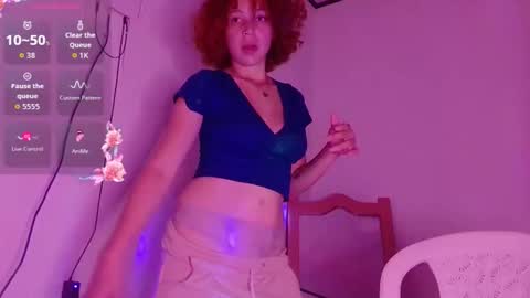 Snapshot of stephanie_bennett chatting on 10.22.25 stephanie bennett online show from 10.22.25