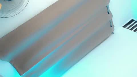 Snapshot of stephanie_hot1 chatting on 01.22.25 STEPHANIE online show from 01.22.25