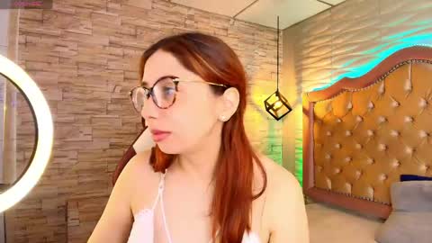 Stephaniesun  online show from 04.18.26