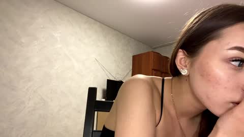 Stephani online show from 03.28.26