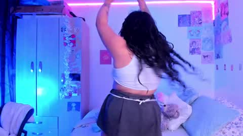 Stephanie  online show from 03.06.25