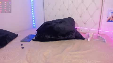 Anny online show from 04.11.26