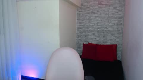 stephany_rodriguez_ online show from 10.13.25