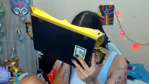 Stephany  independient model  online show from 11.05.25