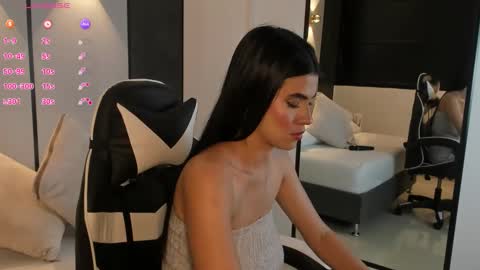 S T E P H A N Y A online show from 10.16.25