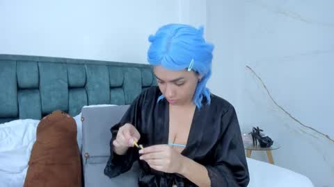 Snapshot of stephanysc chatting on 11.21.25 Stefanny online show from 11.21.25