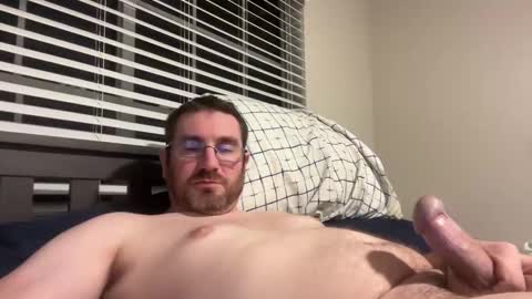 Snapshot of stephenhurst1987 chatting on 12.16.25 stephenhurst1987 online show from 12.16.25