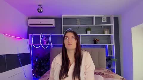 Stephie online show from 02.09.26