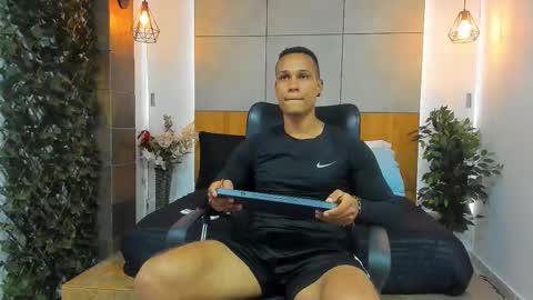 Snapshot of sterling_magnus chatting on 02.26.26 online show from 02.26.26