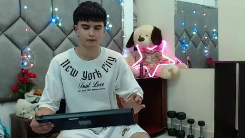 Snapshot of steve_hotman_ chatting on 05.11.26 Steve Hotman online show from 05.11.26