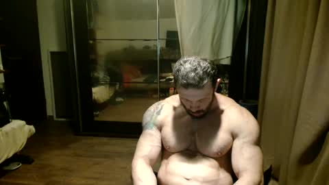 Snapshot of stevebulkzor chatting on 10.14.25 Steve Oakenshield son of John son of Vasyl online show from 10.14.25