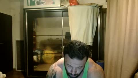 Snapshot of stevebulkzor chatting on 10.21.25 Steve Oakenshield son of John son of Vasyl online show from 10.21.25