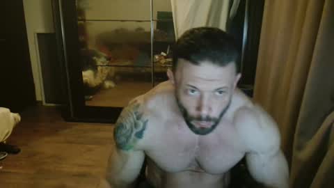 Snapshot of stevebulkzor chatting on 11.07.25 Steve Oakenshield son of John son of Vasyl online show from 11.07.25