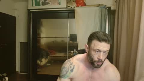 Snapshot of stevebulkzor chatting on 11.10.25 Steve Oakenshield son of John son of Vasyl online show from 11.10.25