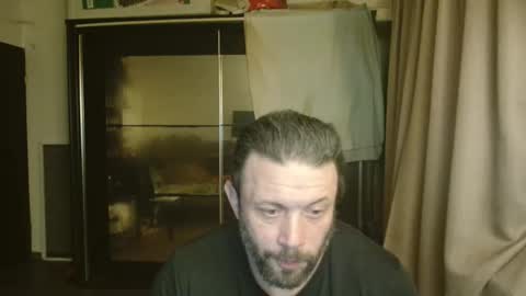 Snapshot of stevebulkzor chatting on 04.09.26 Steve Oakenshield son of John son of Vasyl online show from 04.09.26