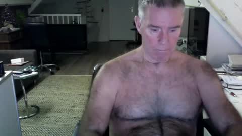 Snapshot of stevetwo chatting on 12.16.24 stevetwo online show from 12.16.24