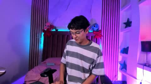 Sthepano  online show from 12.13.25