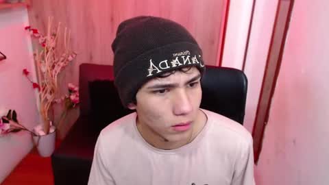 Snapshot of stich_23 chatting on 02.14.26 Stich online show from 02.14.26