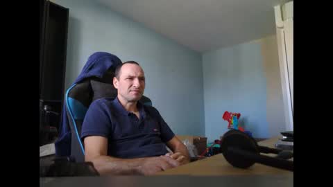 Snapshot of stickolive1 chatting on 10.06.25 stickolive1 online show from 10.06.25