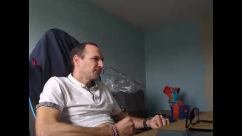 Snapshot of stickolive1 chatting on 10.16.25 stickolive1 online show from 10.16.25