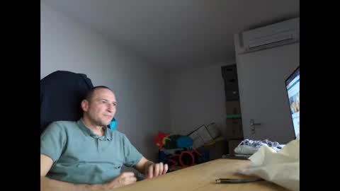 stickolive1 online show from 02.19.26