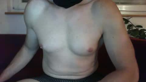 Snapshot of still_marcus chatting on 10.06.25 still_marcus online show from 10.06.25