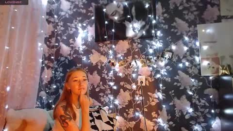 Snapshot of stilsy_brit chatting on 12.19.24 Catalina online show from 12.19.24