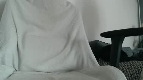 Snapshot of stivglatpik chatting on 10.19.25 stivglatpik online show from 10.19.25